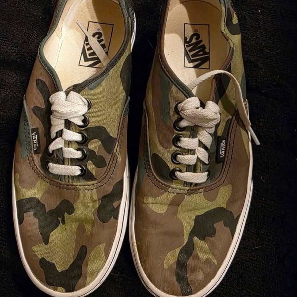 Womens vans 9.5